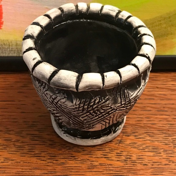 Black and White Tiny Pottery Salt Cellar or Succulent Planter - Picture 7 of 8